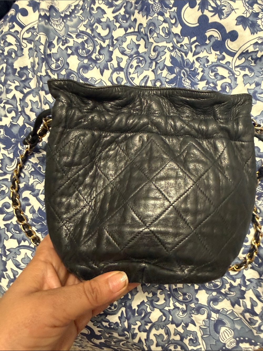 CHANEL Black Quilted Leather Drawstring Mini Shoulder Bag with Gold Chain - Picture 9 of 10